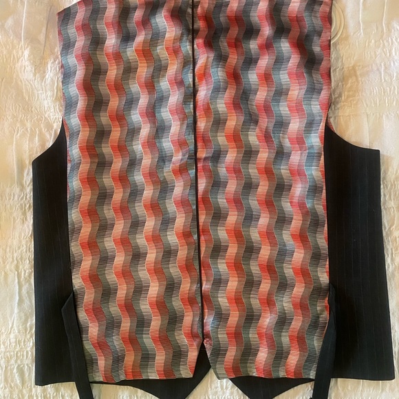 Grey pint stripe suit vest with fun back. - Picture 2 of 2